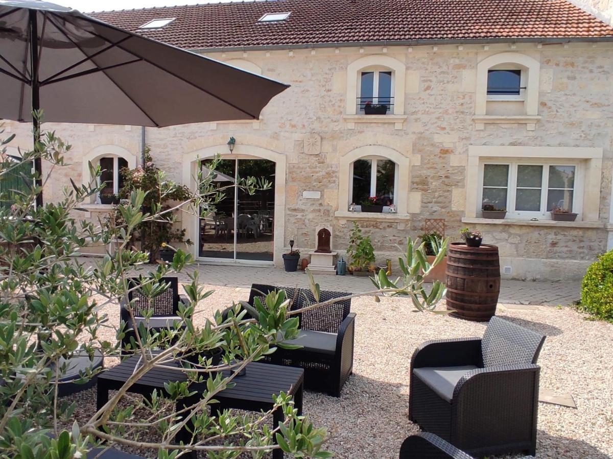 L'Entre Deux Vignes Bed & Breakfast Brizambourg Exterior photo