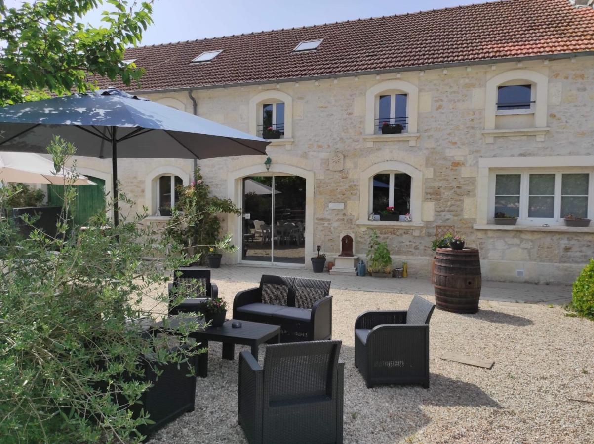 L'Entre Deux Vignes Bed & Breakfast Brizambourg Exterior photo